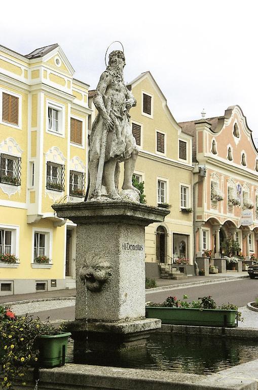 Hotel Sammer Neufelden Exterior photo